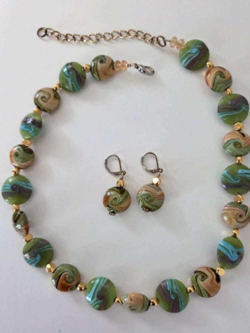 Green, Tan Swirl Bead Necklace & Earring Set